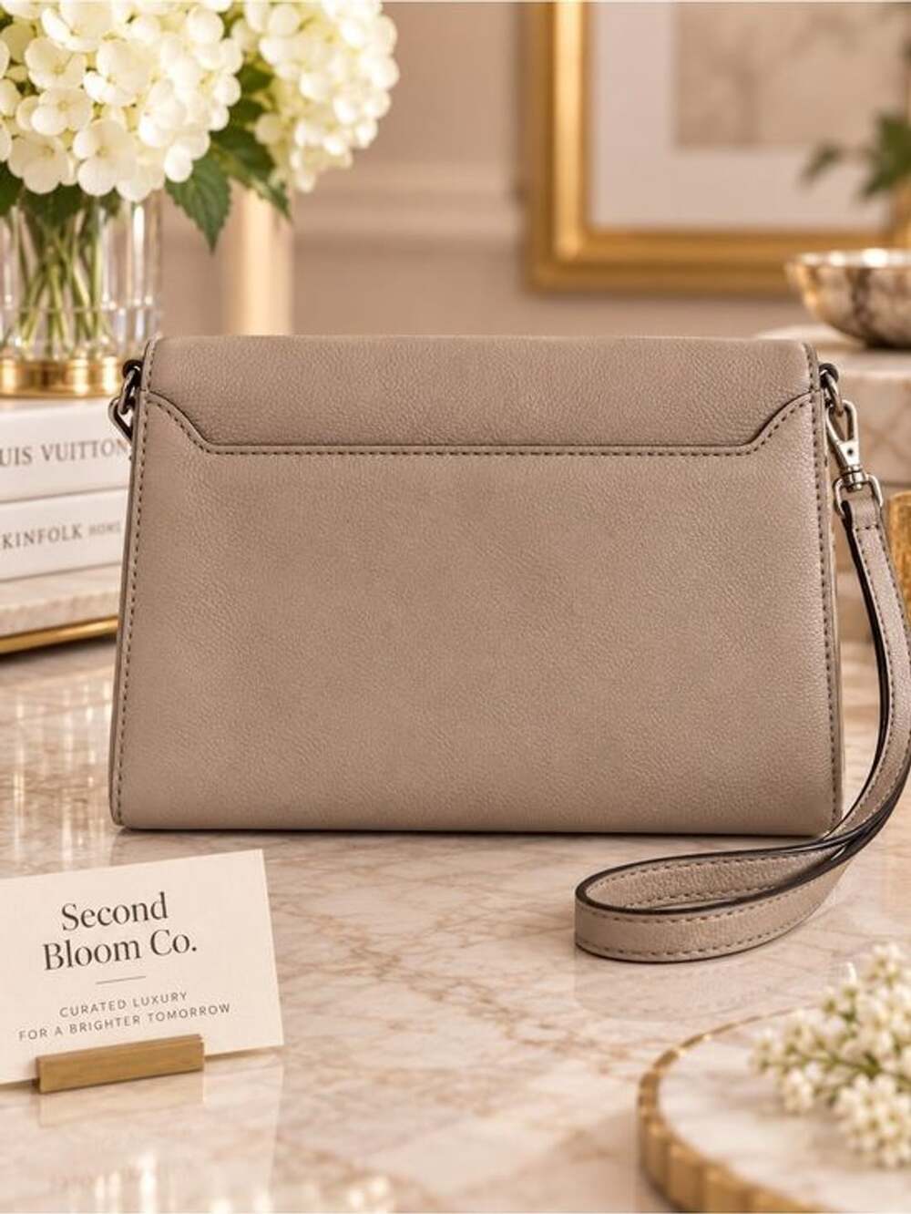 Kate Spade New York Taupe Leather Crossbody Purse ⭐️ - Picture 6 of 7